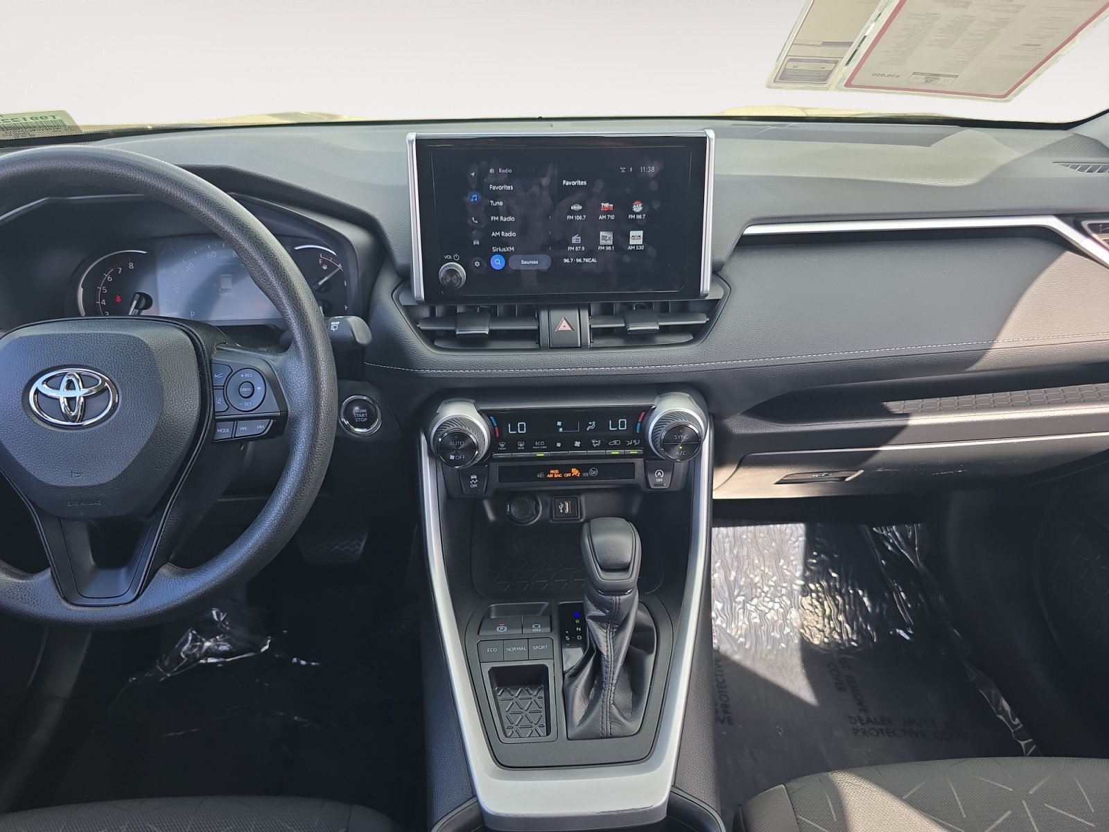 Certified 2024 Toyota RAV4 XLE FWD image 10