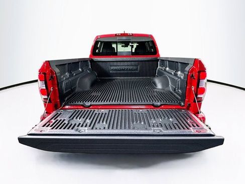 New 2026 Nissan Frontier SV w/ Tow Package AWD/4WD image 21
