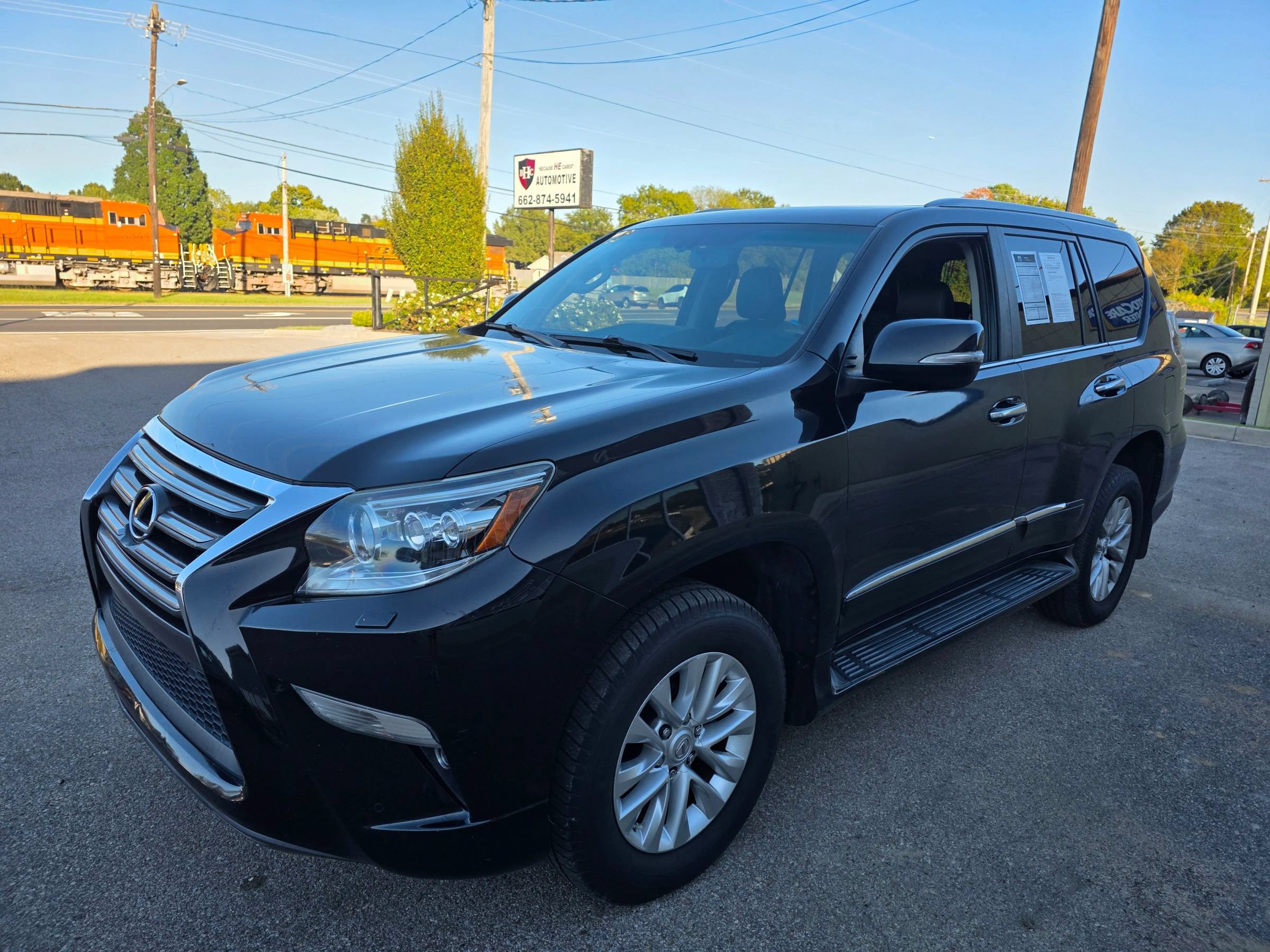 Used 2015 Lexus GX 460 w/ Premium Package AWD/4WD image 4