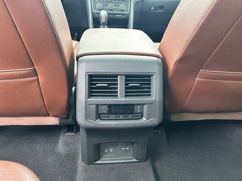 Used 2021 Volkswagen Atlas SE w/ Panoramic Sunroof Package AWD/4WD image 10
