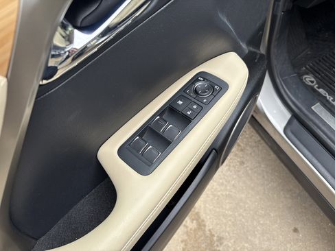 Used 2022 Lexus RX 350 AWD w/ Premium Package image 15