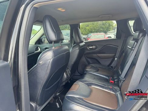 Used 2014 Jeep Cherokee Limited w/ Technology Group image 27