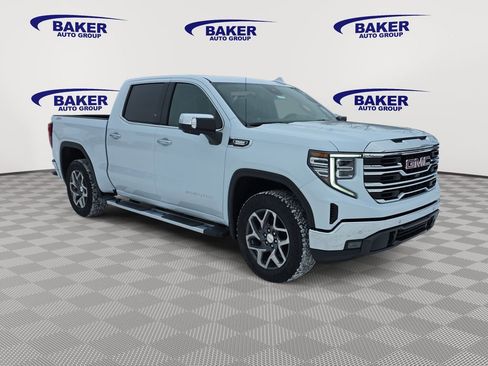 New 2026 GMC Sierra 1500 SLT w/ SLT Premium Package image 3