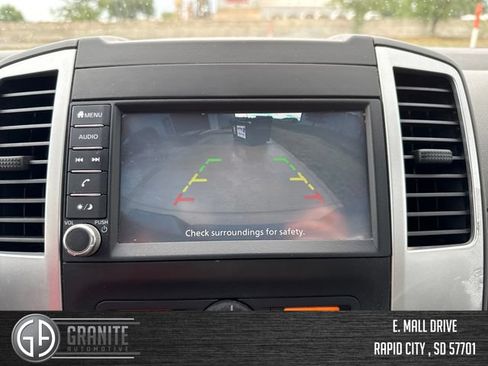 Used 2021 Nissan Frontier SV w/ Midnight Edition Floor Mats AWD/4WD image 19