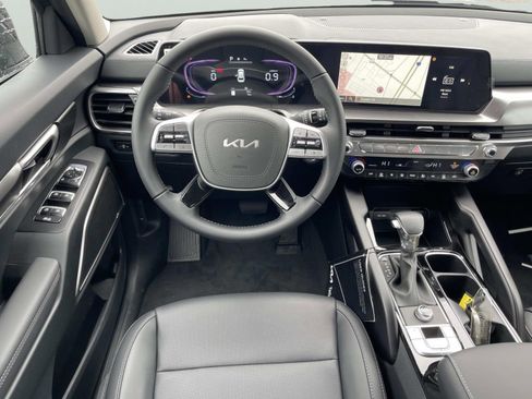New 2025 Kia Telluride LX image 13