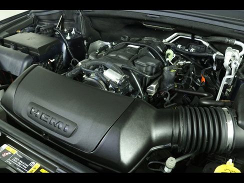 Used 2024 Dodge Durango R/T AWD/4WD image 13