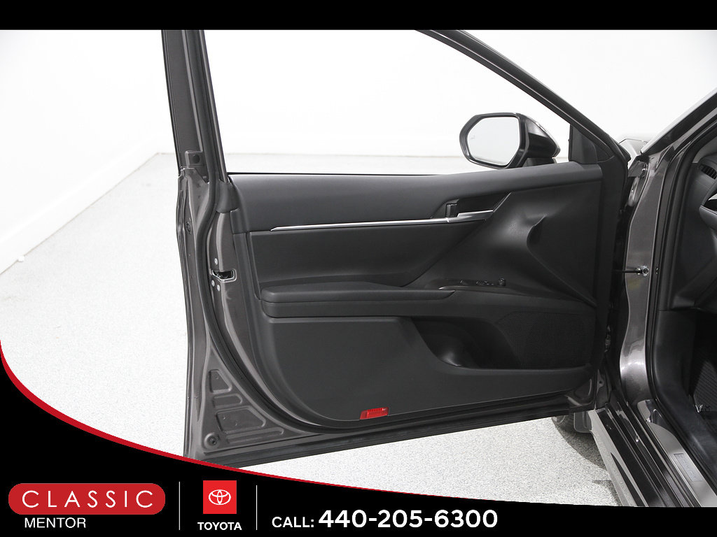 Certified 2024 Toyota Camry SE w/ Convenience Package FWD image 4