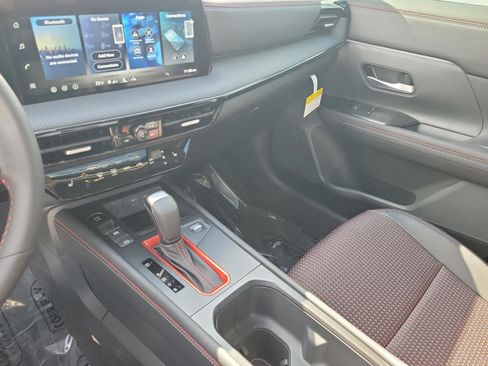 New 2026 Nissan Kicks SR w/ SR Premium Package image 33