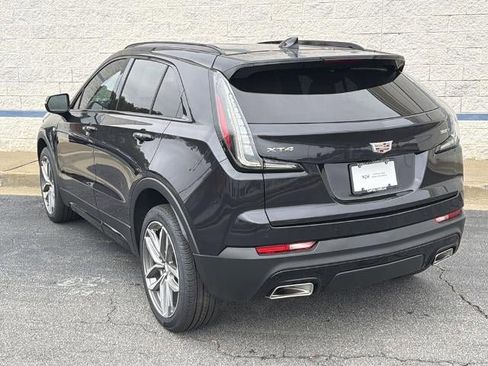 Certified 2023 Cadillac XT4 Sport FWD image 5
