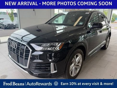 Used 2023 Audi Q7 3.0T Premium w/ Convenience Package AWD/4WD image 3