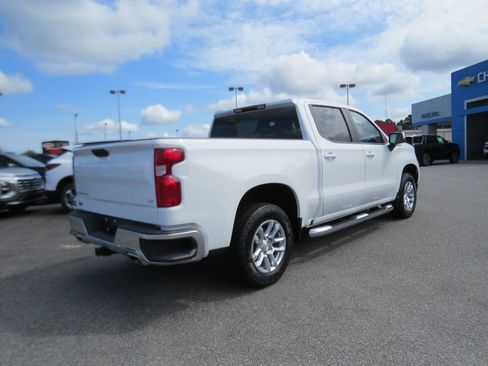 Certified 2025 Chevrolet Silverado 1500 LT w/ Z71 Off-Road Package AWD/4WD image 10