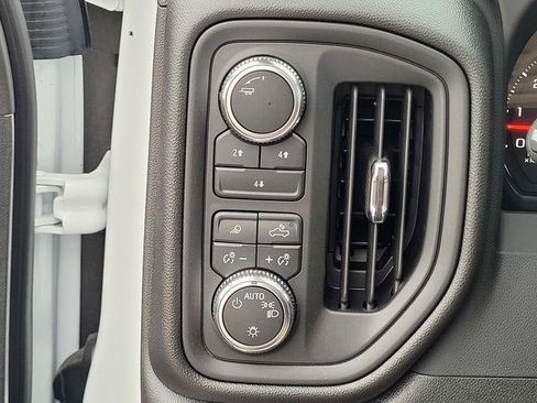 New 2025 GMC Sierra 2500 Pro w/ Convenience Package image 13