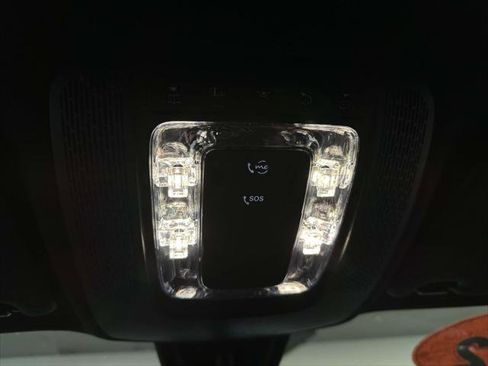 Used 2022 Mercedes-Benz GLA 250 4MATIC image 29