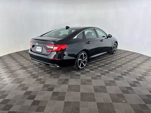 Used 2019 Honda Accord Sport image 7