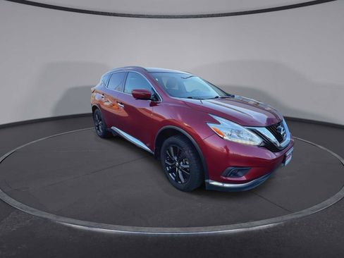Used 2017 Nissan Murano SV w/ Premium Plus Package image 2