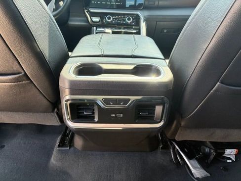 Used 2023 GMC Sierra 1500 Denali w/ Denali Reserve Package AWD/4WD image 21