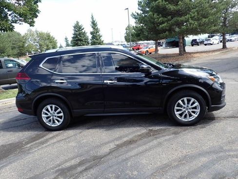 Used 2019 Nissan Rogue SV AWD/4WD image 5