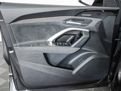 New 2025 Audi SQ5 Premium Plus image 22