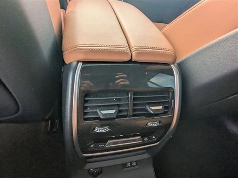 Certified 2023 BMW X7 xDrive40i w/ Climate Comfort Package image 18