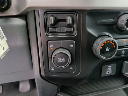 New 2026 Ford F250 XL w/ STX Appearance Package AWD/4WD image 24