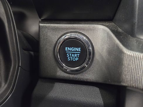 Certified 2024 Ford F250 Platinum image 20