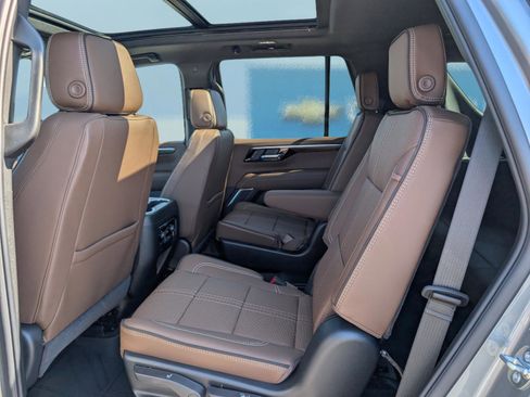 New 2026 Chevrolet Tahoe High Country image 16