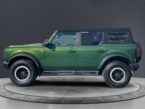 Used 2023 Ford Bronco Badlands w/ Sasquatch Package AWD/4WD image 2