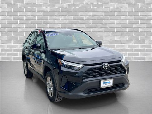 Used 2024 Toyota RAV4 XLE image 7