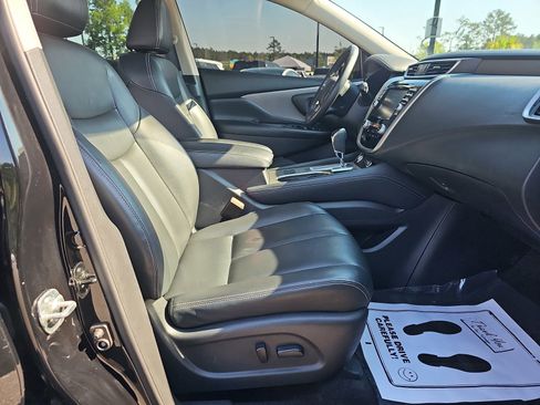Used 2024 Nissan Murano SV FWD image 11