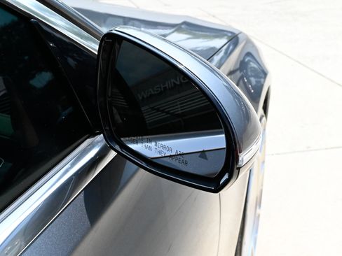 Used 2023 Mercedes-Benz Maybach S 680 4MATIC w/ Manufaktur Leather Package image 13
