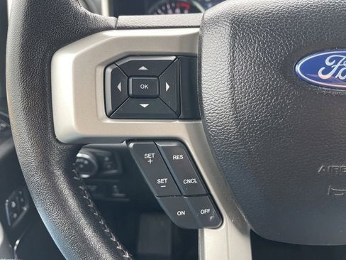 Used 2017 Ford F150 Lariat image 18