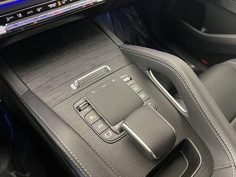 New 2026 Mercedes-Benz GLE 450 4MATIC image 32