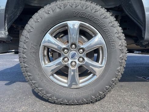Used 2020 Ford F150 XLT w/ Equipment Group 302A Luxury AWD/4WD image 18