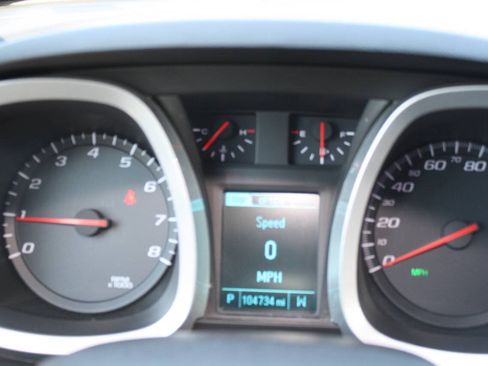 Used 2016 Chevrolet Equinox LTZ w/ Enhanced Convenience Package FWD image 9