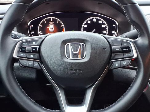 Used 2018 Honda Accord Sport image 16