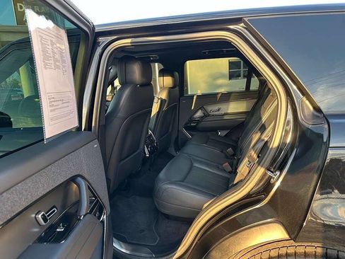 Used 2024 Land Rover Range Rover Sport Dynamic SE image 25