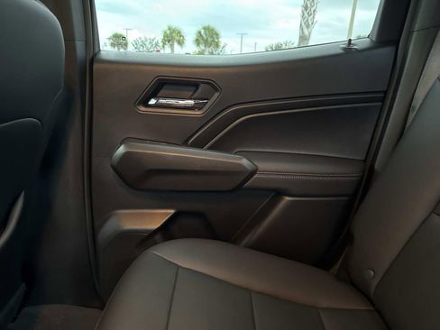 Used 2024 GMC Canyon Elevation w/ Convenience Package image 21