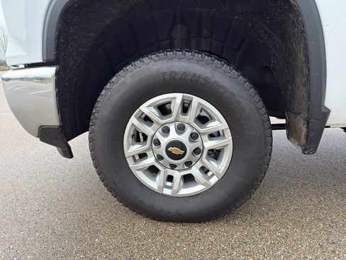 Used 2025 Chevrolet Silverado 2500 W/T w/ WT/CX Safety Package image 14