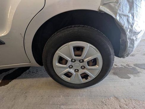 Used 2012 Kia Soul FWD image 14