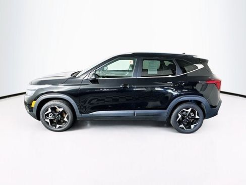 Certified 2025 Kia Seltos EX w/ EX Sunroof Package AWD/4WD image 8