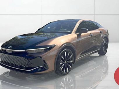 Used 2024 Toyota Crown Platinum