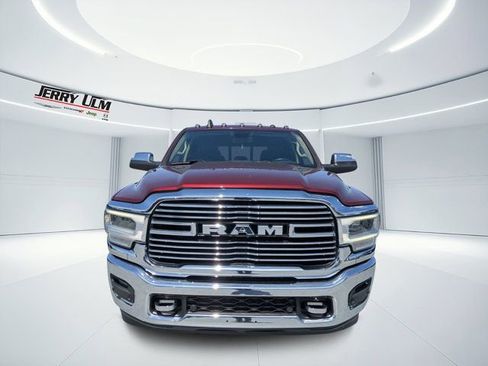 Used 2021 RAM 2500 Laramie w/ Chrome Appearance Group AWD/4WD image 8
