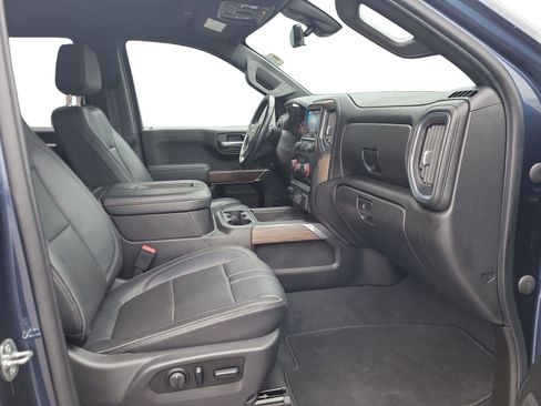 Used 2021 Chevrolet Silverado 1500 High Country w/ Technology Package image 26