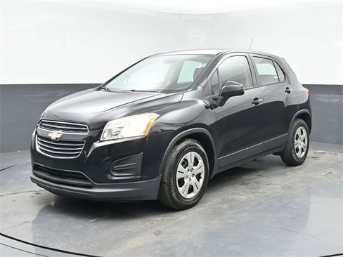 Used 2015 Chevrolet Trax LS w/ LPO, Cargo Package image 1