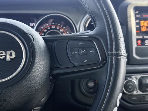 Used 2023 Jeep Wrangler Unlimited Sport AWD/4WD image 21