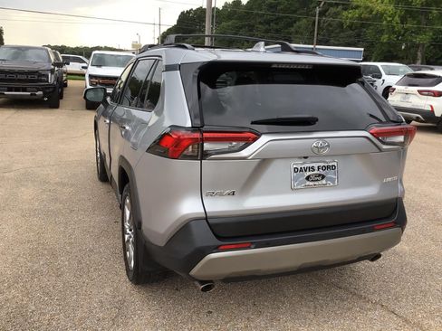 Used 2024 Toyota RAV4 Limited FWD image 12