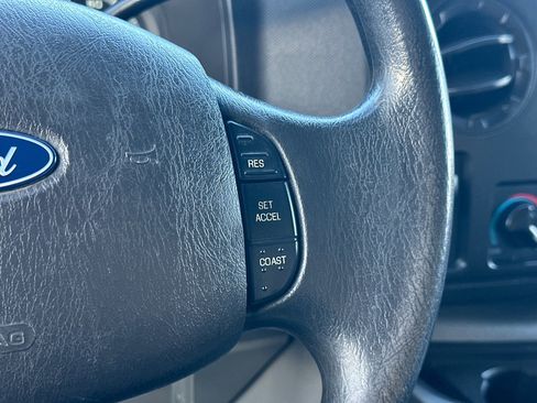 Used 2019 Ford E-350 and Econoline 350 Super Duty w/ Power Windows & Locks Group image 20