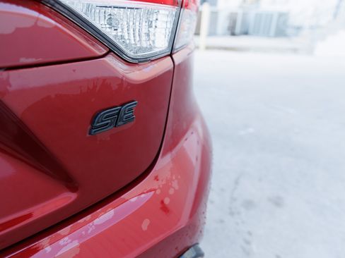 Used 2024 Toyota Corolla SE image 12