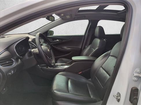 Used 2023 Chevrolet Malibu LT FWD image 18
