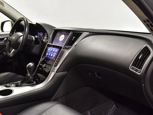 Used 2017 INFINITI Q50 2.0t w/ Moonroof Package image 31